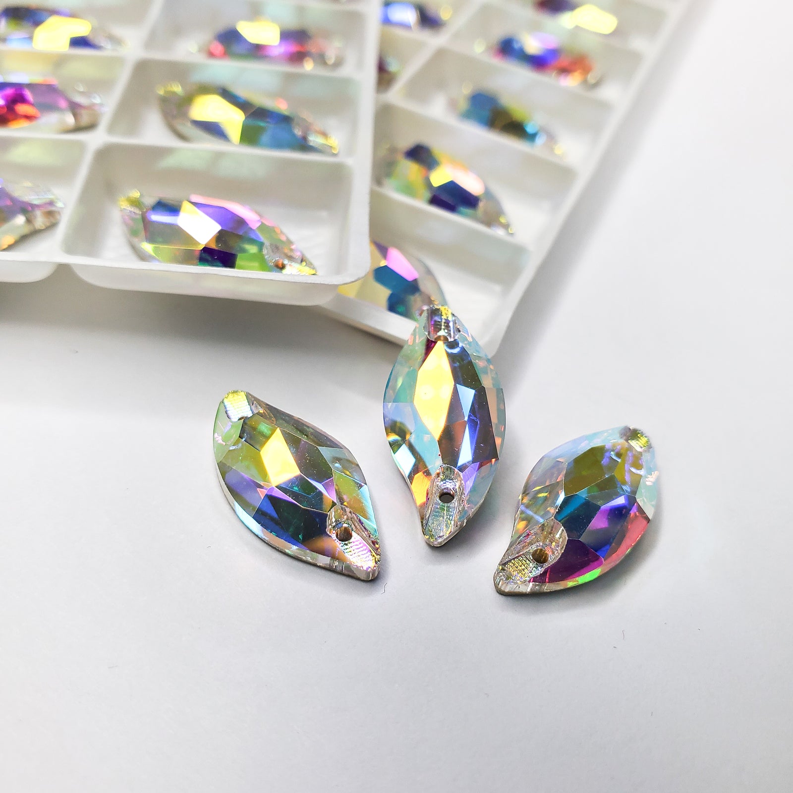 Crystal AB Rhinestones - HQ glass flatback #041 - VRISHAN