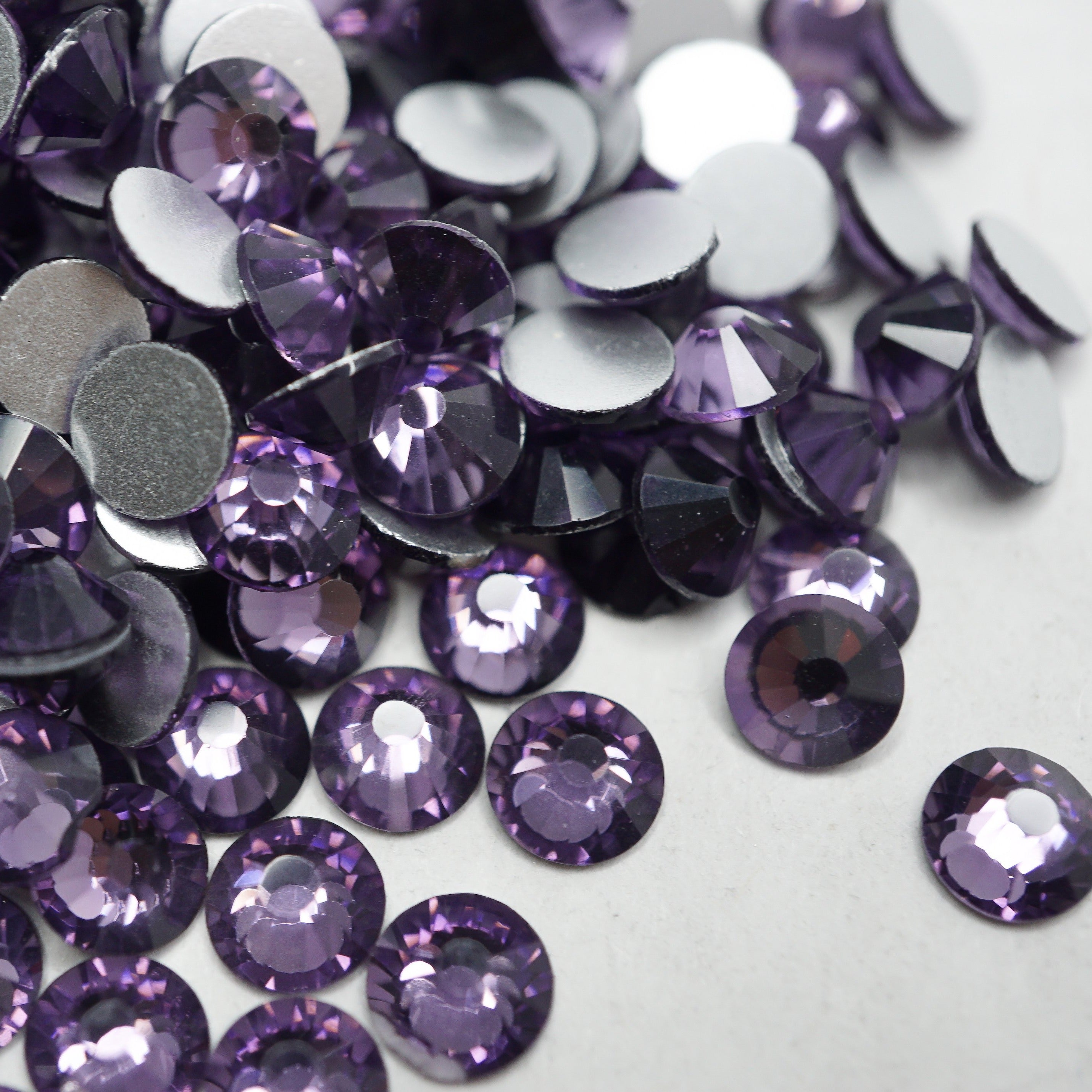 High Quality Crystals LILAC PURPLE Rhinestones Loose Flat Back No Hot Fix  Bead Size Ss16 / Ss30 