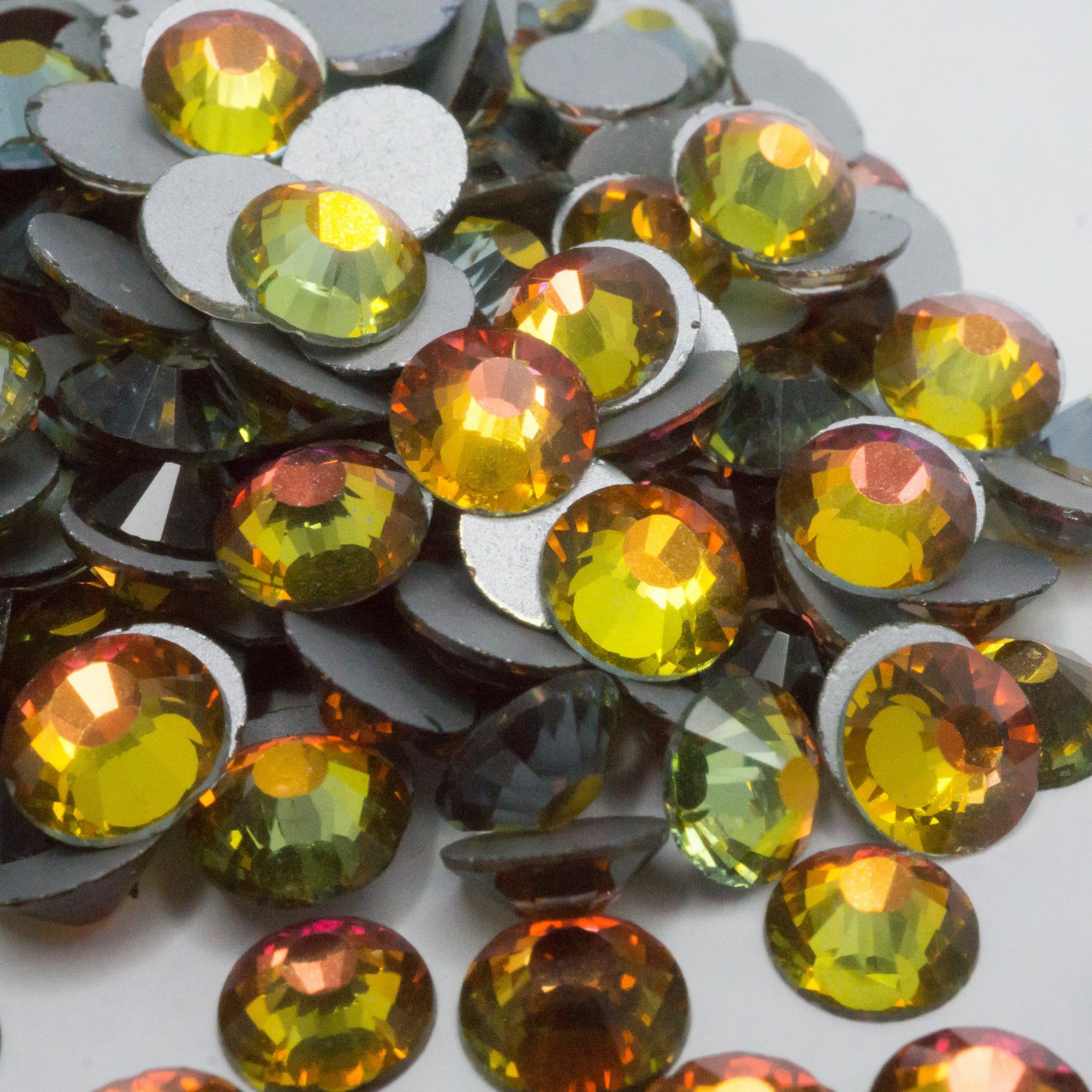 Red Flame Rhinestones - HQ glass flatback #059