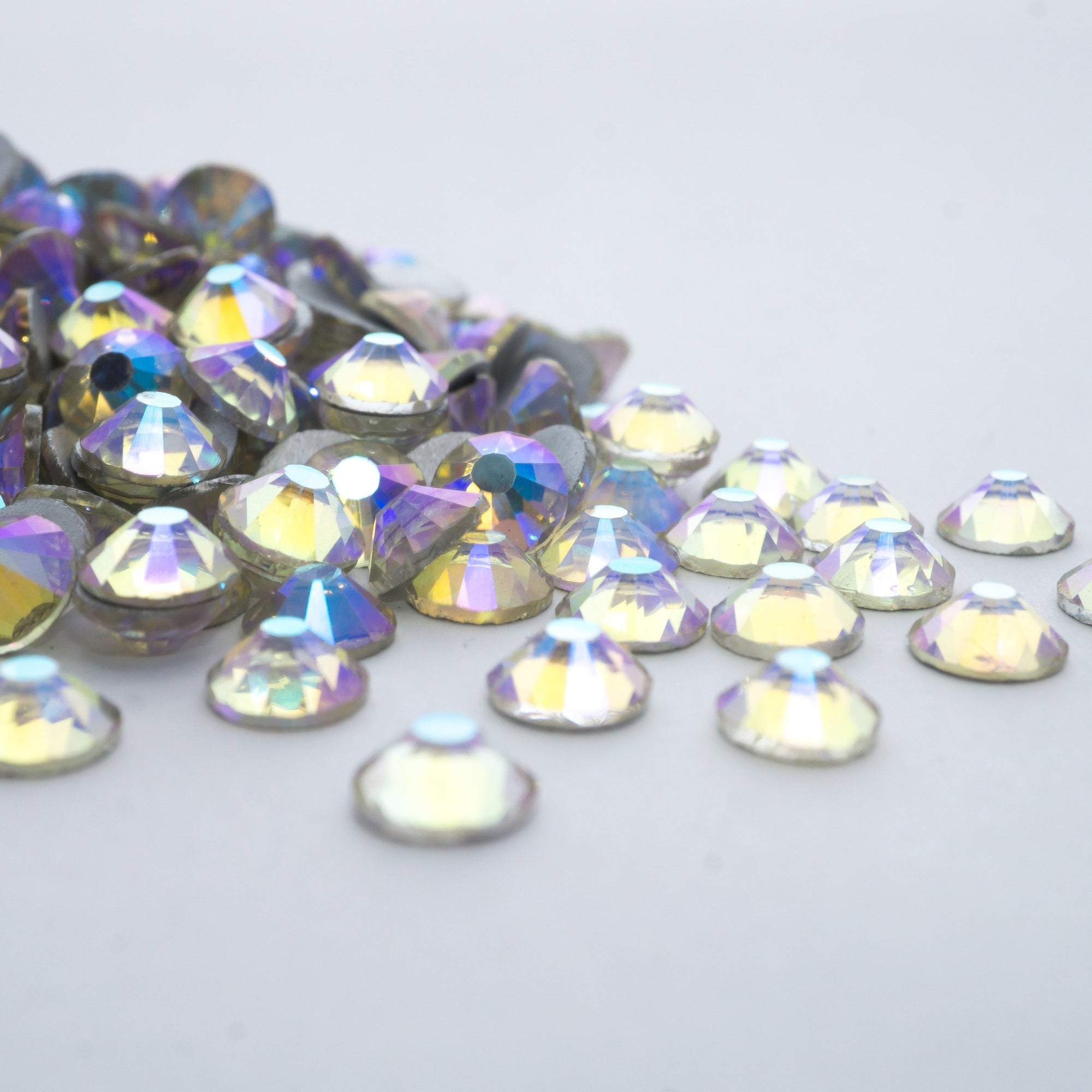 Moonlight Rhinestones - HQ glass flatback #063