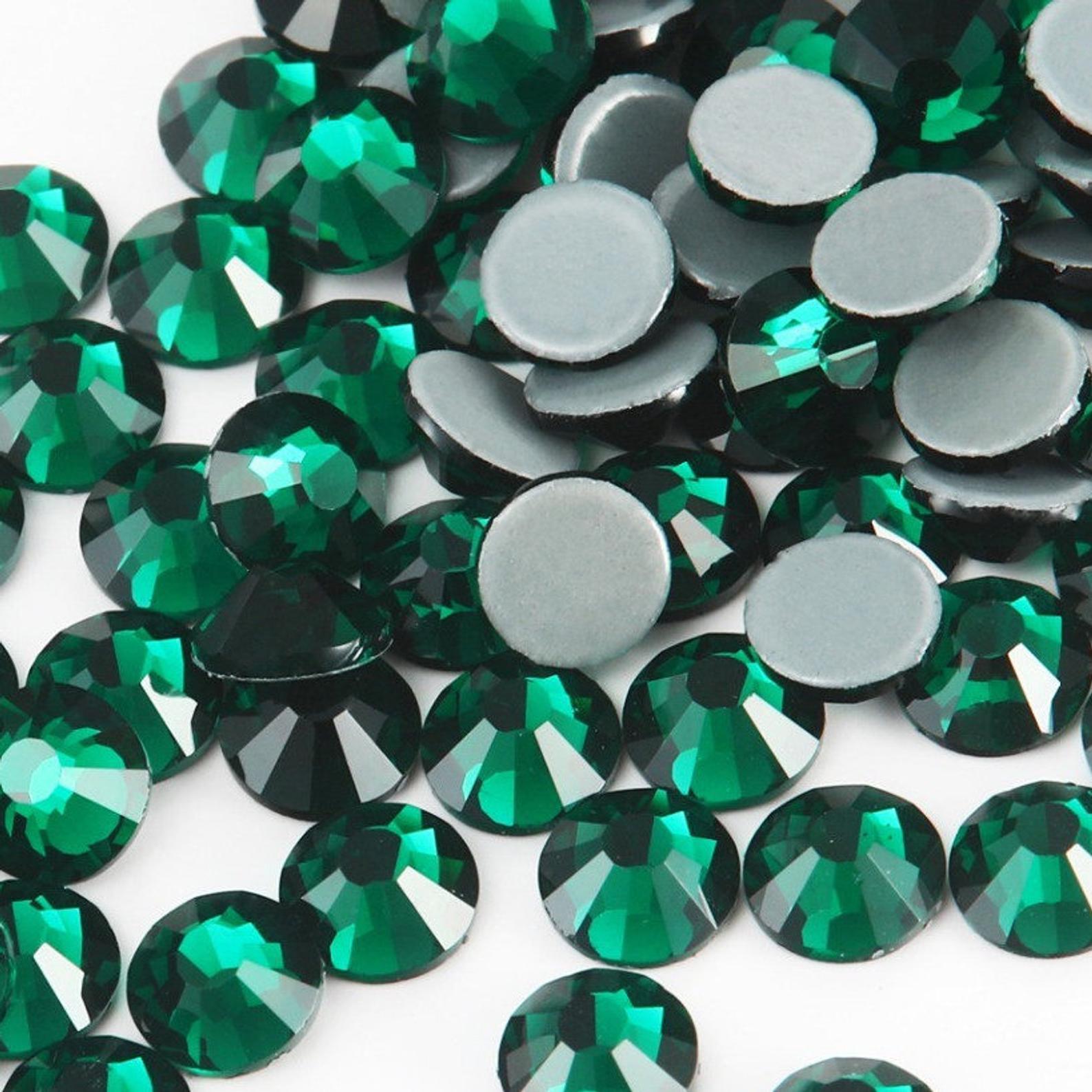 Emerald HQ glass Rhinestones Hotfix #017